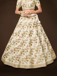 ชุดสำหรับเจ้าสาว Lehenga สีขาวดีไซน์พิเศษหรูหรา - Product Image 5