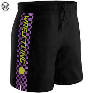 Shorts de boxe, de grappling et de MMA personnalisés pour hommes, adultes et jeunes, sublimation / Shorts de MMA personnalisés de haute qualité. - Product Image 3