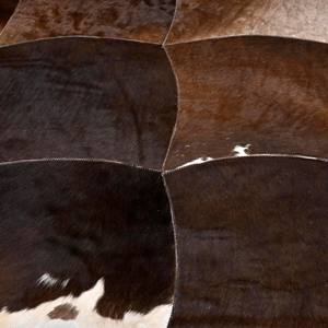 Tapis de luxe en peau de vache Patchwork Tapis moderne en peau de vache fait main - Product Image 4
