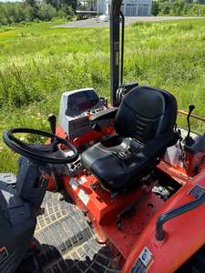 Máquina de Construcción Kubota M62 Comprobada en Campo, que Combina la Potencia de una Cargadora y la Precisión de una Retroexcavadora en una Sola Unidad Confiable para Venta al por Mayor - Product Image 5