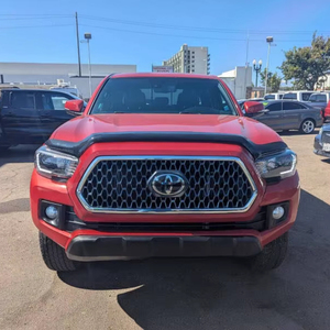 MEJOR OFERTA 2024 Camioneta Usada de Tamaño Mediano 4X4 con Paquete Todoterreno y Transmisión Automática - Product Image 1