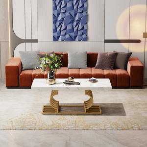 Table basse de luxe au design écologique moderne, plateau en faux marbre blanc et or, base en métal doré géométrique - Product Image 4