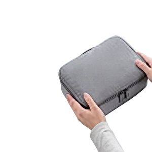 Organisateur de maquillage minimaliste en polyester, pochette cosmétique multifonction à fermeture éclair, poignée souple, tendance mode, gris, fournisseur - Product Image 1