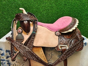 Jeu de selles Western Barrel pour chevaux de 10 à 18 pouces en cuir véritable rose et Conchos Full Tack - Product Image 4