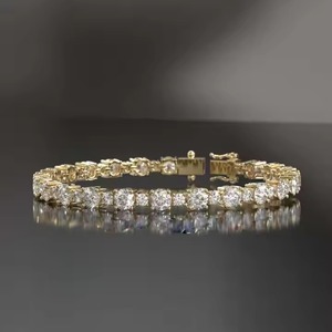Bracelet Moissanite personnalisé de haute qualité 10K/14K/18K dans les articles de mariage - Product Image 1
