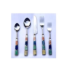 Ensemble de couverts élégant, finition haut de gamme, ustensiles de cuisine pour la maison, acier de qualité alimentaire, couverts pour la salle à manger d'hôtel, sur mesure - Product Image 1