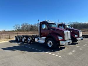 Camión Kenworth H T880 2023 de Servicio Pesado y Alta Resistencia, Cabina y Chasis, Camión de Transporte Diésel de Larga Distancia y Eficiente en Consumo de Combustible - Product Image 2