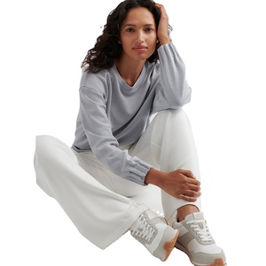 Sudadera con capucha de color sólido para mujer, sudadera con logotipo personalizado y manga larga, sudadera cómoda de estilo ajustado para mujer - Product Image 4