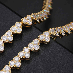 Pulsera de tenis de corazón de moissanita para unisex Iced Out en plata de ley 925 con diseño único para regalo - Product Image 2