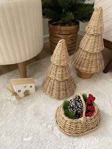 Árbol de Navidad de Ratán Natural Hecho a Mano, Adorno Ecológico para Mesa, Decoración Navideña y del Hogar - Product Image 4