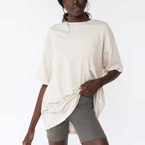 Camiseta de mujer extragrande transpirable Stay Cool & Comfortable - Product Image 4