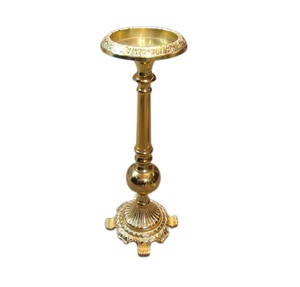 Bougeoir créatif en aluminium plaqué or pour décorations de mariage et centre de table de décoration. - Product Image 4