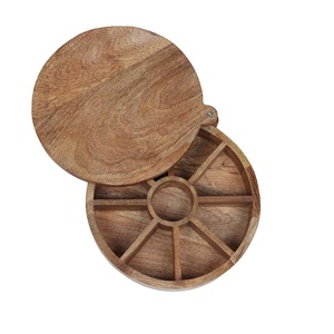 Dernière conception de boîte utilitaire en bois faite à la main Fabricant et exportateur en gros d'Épices carrées fabriquées à la main - Product Image 1