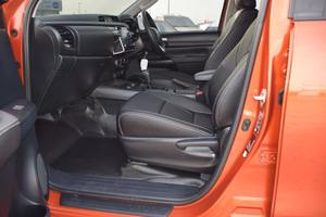 Toyota Hilux S GLX 2.8L AWD A/T Diésel (Volante a la Derecha) - Product Image 2