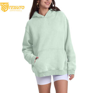 Vente en gros de sweats à capuche de haute qualité, couleur unie, avec impression de logo sur mesure, 100% coton, courts pour femmes - Product Image 3