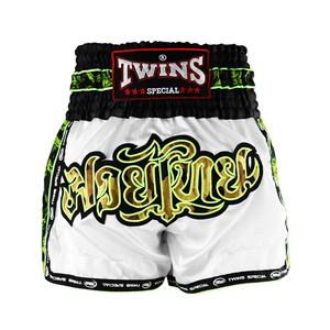 Pantalones Cortos de Muay Thai Premium Twins Hechos con Tela Satén, Cintura de Artes Marciales OEM, Diseño Elegante, Perfectos para Luchadores y Atletas - Product Image 4