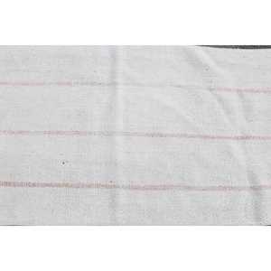 พรมขนสัตว์ตุรกีขนาดเล็ก 2.5x5.8 ฟุต (75x178 ซม.) สีขาววินเทจลายปะติดปะต่อ พร้อมแผ่นรองยางลาเท็กซ์ - Product Image 5