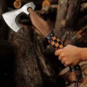 Hache en acier à haute teneur en carbone, vente en gros, qualité industrielle supérieure, haches vikings, carbone pour l'extérieur, avec étui en cuir fin - Product Image 4