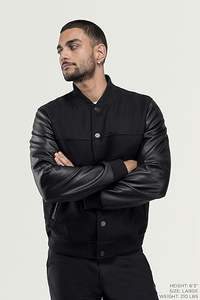 Vestes universitaires personnalisées de style Letterman vintage pour hommes veste d'hiver classique élégante, confortable, durable, moderne et tendance taille XS - Product Image 2