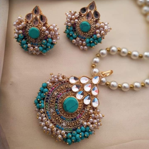 Nouveau design de collier style paon de qualité supérieure avec boucles d'oreilles Combo Set pour dames mariage, Eid et Partywear femmes ensembles de bijoux - Product Image 2