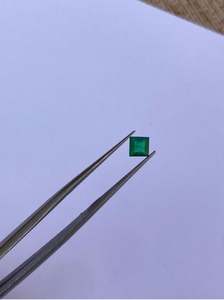 Esmeralda Natural Verde de Alta Calidad, 0.55 Quilates, 4.50mm, Elegante, Clásica, para Joyería - Product Image 3