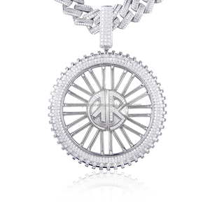 2024 nueva llegada Unisex estilo Hip Hop 925 colgante de moissanita de plata esterlina con diamante plateado - Product Image 2