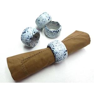 ห่วงใส่ผ้าเช็ดปากทำจากเรซินสีสันสดใสและออกแบบมาสำหรับการตั้งค่าบนโต๊ะที่สดใสและร่าเริงสำหรับทุกโอกาส - Product Image 2