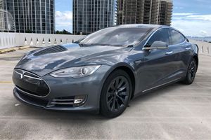 TESLA MODEL S P85 d'occasion 2013, conduite à gauche/droite - Product Image 3