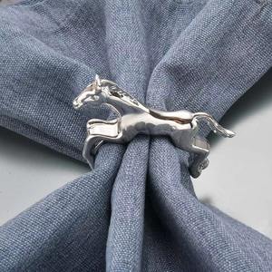 Porte-serviette design cheval unique pour décor de table thème occidental fêtes de mariage hôtel salle à manger look artistique - Product Image 6