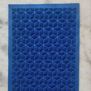 Tapis de porte d'entrée de luxe d'excellente qualité avec surface en microfibre douce, lavable et durable, disponible au meilleur prix - Product Image 2