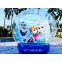Nouvelle décoration de Noël, globe de neige gonflable avec lumières LED, certifié sûr