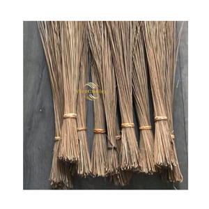 Escoba de Fibra Natural de Coco, Mango de Madera Ecológico y Duradero, Uso en Exteriores, Precio de Fábrica - Product Image 2