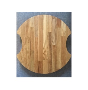 Planche à découper en bois de hêtre massif avec finition lisse pour trancher et hacher sans effort les légumes et les fruits - Product Image 4