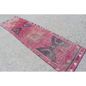 Tapis de 2,7 x 10,2 pieds, tapis turc Herki, tapis vintage en laine rouge avec bordure - Product Image 4