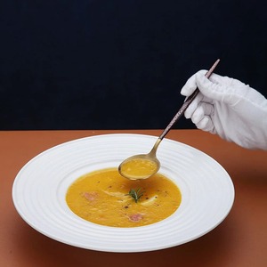 Couverts de luxe en or avec poignées noires texturées Couverts élégants en acier inoxydable pour mariage à la maison et restaurant - Product Image 3