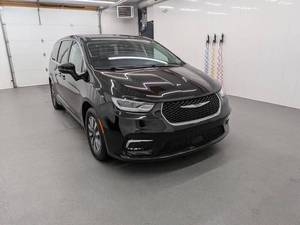 Venta de autos Chrysler Pacifica Plug-In Hybrid Select Select 4dr Mini-Van usados en oferta. - Product Image 4
