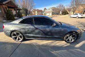 Audi S5 Coupé Premium Plus 2015 d'occasion, sans réserve, V6 suralimenté, transmission intégrale, pack optique noir, non modifiée - Product Image 3