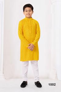 Nouvelle collection de kurtis pour enfants en rayonne lourde avec broderie chikankari pour la vente en gros - Product Image 6