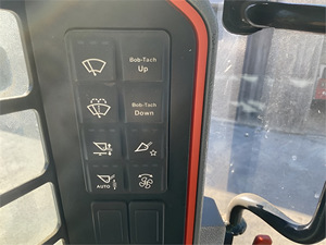 Cargador Compacto Bobcat T76 2020 en Venta, Limpio, de Alto Rendimiento, Económico, Potente y Bien Mantenido - Product Image 4