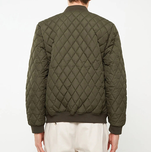 Chaqueta Bomber Acolchada Personalizada para Hombre |   Chaqueta de Invierno Acolchada Premium, Fabricante de Ropa Urbana de Marca Privada OEM - Product Image 2