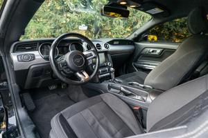 Ford Mustang GT Coupé V8 d'occasion propre, année 2022 - Product Image 4