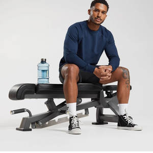 Logo personnalisé Hommes Ras Du Cou Sweat Régulier Coton Mélangé Éponge Pull Brodé Sweat Fabricant OEM En Gros - Product Image 3