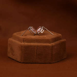 Pendientes macizo de oro blanco 18 quilates, elegante diseño de tuerca, CT 4,4, cultivado en laboratorio, rosa, corte radiante, Diamante pequeño, ajuste de Halo pequeño, chapado en oro - Product Image 3