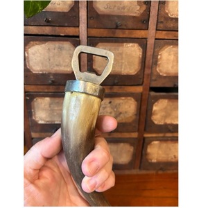 Ouvre-bouteille vintage en corne de buffle, outil de cuisine artisanal unique, tire-bouchons et ouvre-bouteilles, cadeau de pendaison de crémaillère - Product Image 3