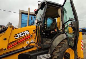 Vente en gros de chargeuses-pelleteuses JCB 3CX & 4CX moteur Perkins chargeur frontal avec composants d'engrenage central à vendre - Product Image 5