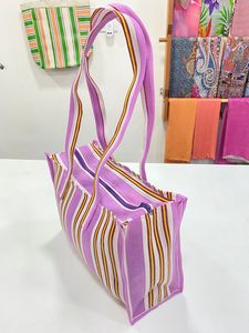 ถุงซิปไนลอน PP ทอขนาดใหญ่ ใช้ซ้ำได้ เป็นมิตรกับสิ่งแวดล้อม พิมพ์ออฟเซ็ต ถุงใส่เครื่องสำอางแบบกำหนดเอง ถุงซักผ้า ยั่งยืน - Product Image 6