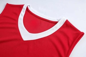 Nouveaux uniformes de basket-ball personnalisés en polyester 100% sublimation, respirants et à séchage rapide, en vente - Product Image 4