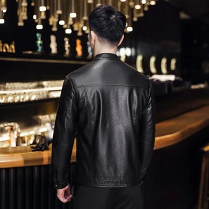 Chaqueta de Motociclista de Cuero Personalizable para Hombre, Estilo Urbano de Invierno, con Logotipo en Relieve, Piel de Vaca y Tela de Lona - Product Image 4