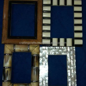 Cadres photo modernes faits à la main en MDF avec impression sérigraphique et incrustation d'os pour la décoration intérieure - Product Image 1