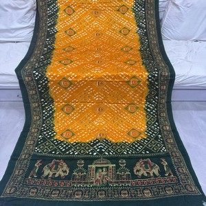 Sari Bandhani de Seda Gaji Pura Original VASTRA COTTAGE con Bordado y Diseño Bandhe Hecho a Mano, Ropa Tradicional Étnica para Mujer - Product Image 6
